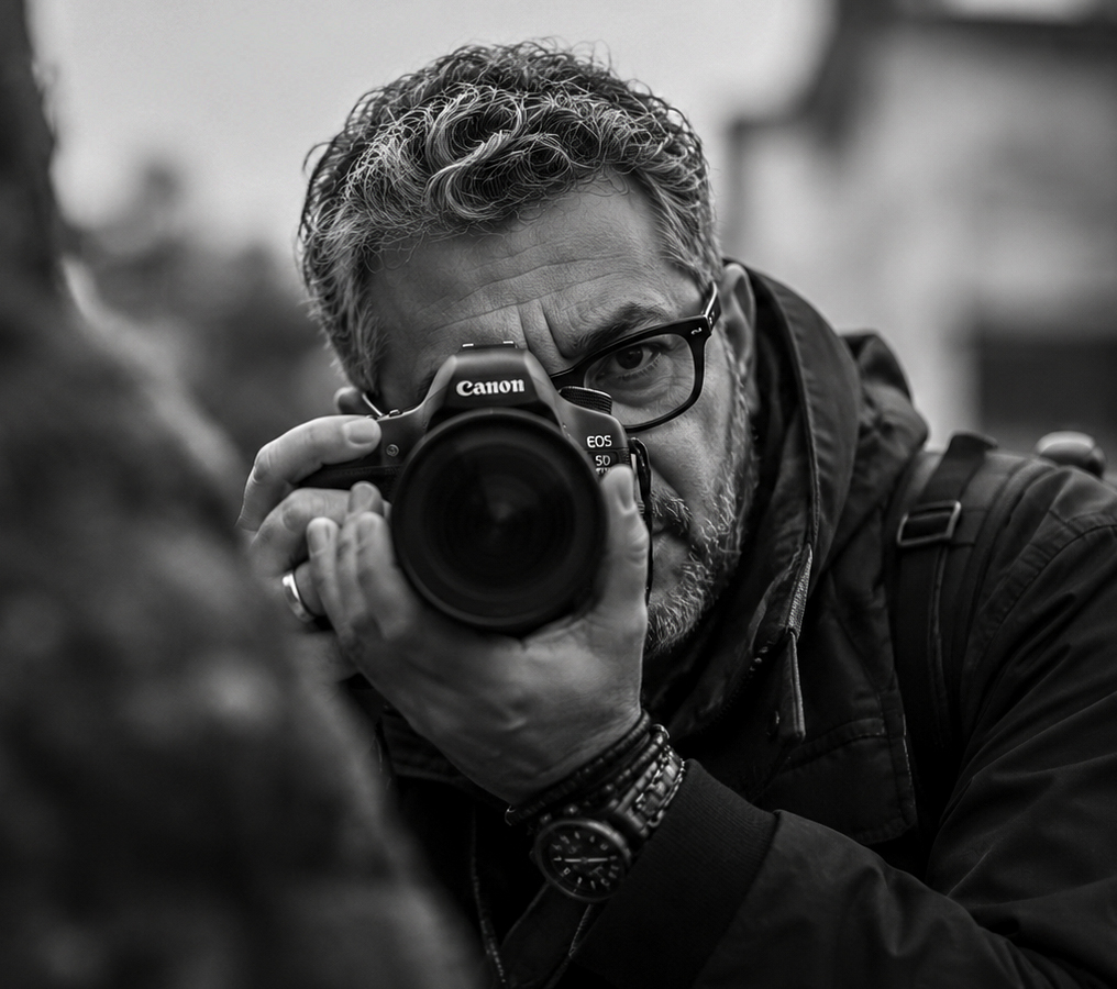 Toni Pires, documentary photographer